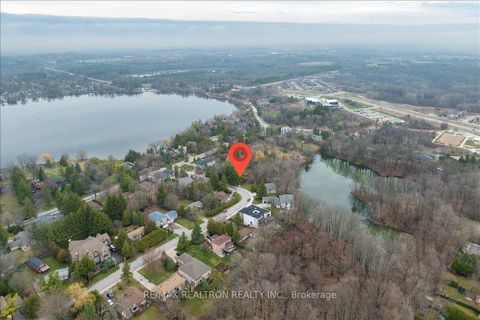 Photo 3 at 97 Park Crescent, Oak Ridges Lake Wilcox, Richmond Hill