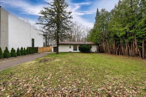 Photo 5 at 97 Park Crescent, Oak Ridges Lake Wilcox, Richmond Hill