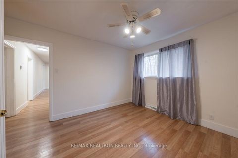 Photo 24 at 97 Park Crescent, Oak Ridges Lake Wilcox, Richmond Hill