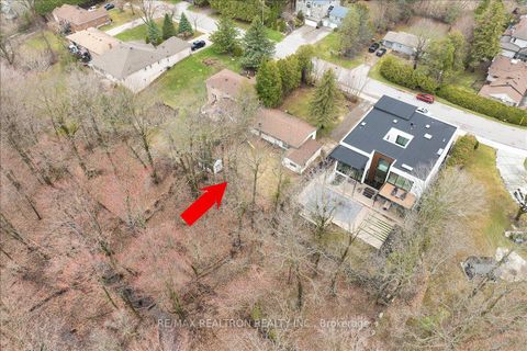 Photo 42 at 97 Park Crescent, Oak Ridges Lake Wilcox, Richmond Hill