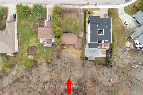 Photo 45 at 97 Park Crescent, Oak Ridges Lake Wilcox, Richmond Hill