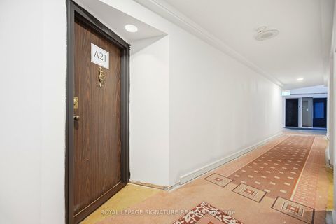 Photo 3 at A21 - 296 Mill Road, Markland Wood, Toronto