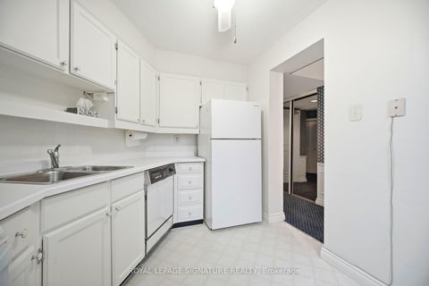 Photo 7 at A21 - 296 Mill Road, Markland Wood, Toronto
