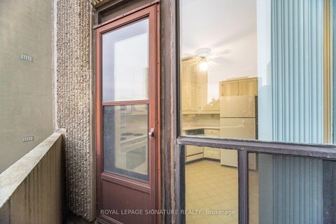 Photo 10 at A21 - 296 Mill Road, Markland Wood, Toronto