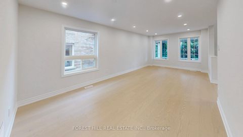 Photo 6 at 10 Reddenhurst Crescent, Keswick South, Georgina