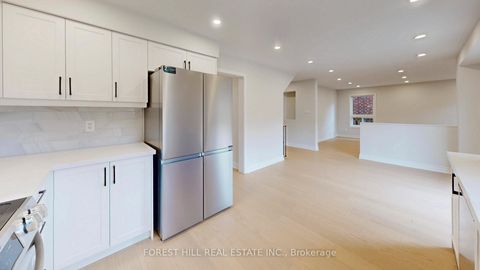 Photo 14 at 10 Reddenhurst Crescent, Keswick South, Georgina