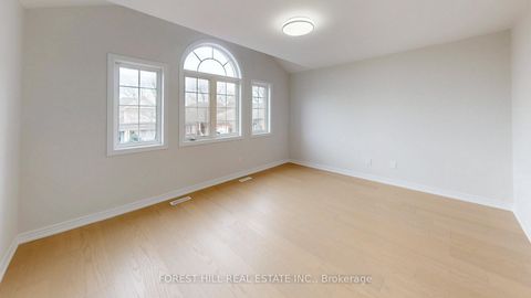 Photo 32 at 10 Reddenhurst Crescent, Keswick South, Georgina