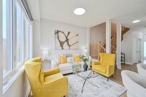 Photo 6 at 29 Turnberry Lane, Painswick South, Barrie