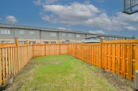 Photo 44 at 29 Turnberry Lane, Painswick South, Barrie