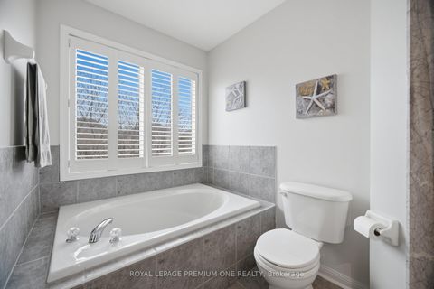 Photo 29 at 21 Ocean Avenue, Vellore Village, Vaughan