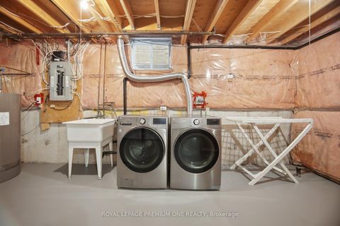 Photo 44 at 21 Ocean Avenue, Vellore Village, Vaughan