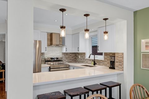 Photo 9 at 529 Pelletier Court, Wyndham, Newmarket