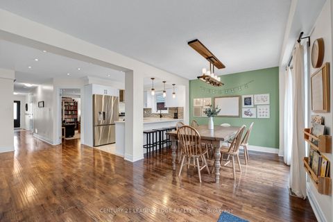 Photo 11 at 529 Pelletier Court, Wyndham, Newmarket