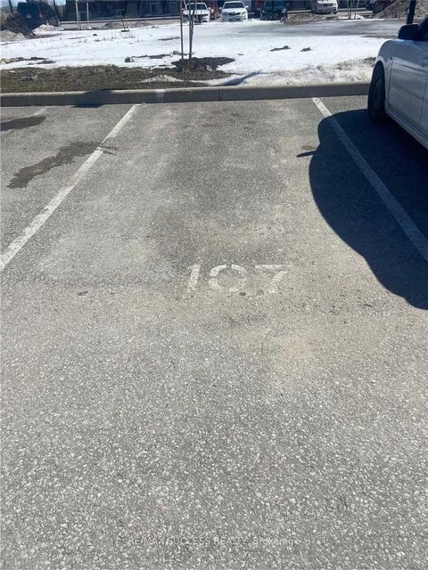 Photo 11 at 9 - 246 Penetanguishene Road, Georgian Drive, Barrie