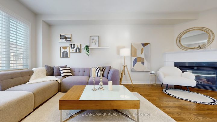 Photo 10 at 13 Woodway Lane, Cornell, Markham