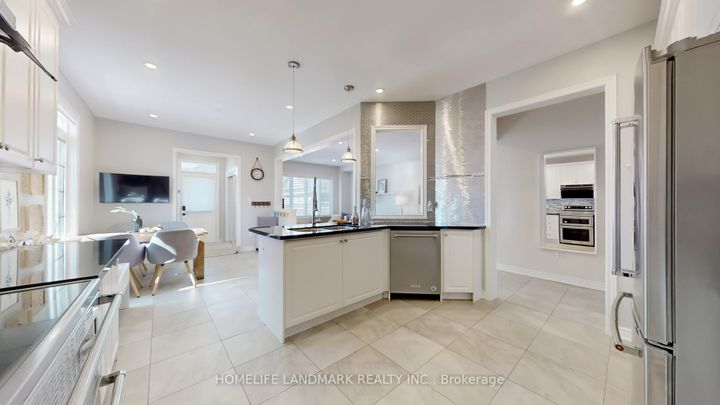 Photo 18 at 13 Woodway Lane, Cornell, Markham