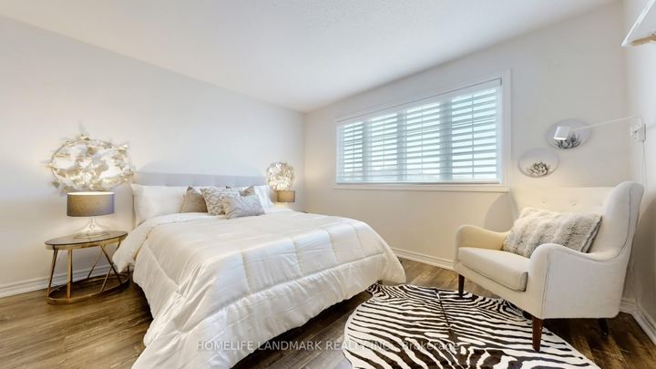 Photo 24 at 13 Woodway Lane, Cornell, Markham