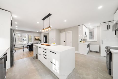 Photo 12 at 335 St Clair Avenue E, Moore Park, Toronto