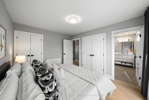 Photo 17 at 335 St Clair Avenue E, Moore Park, Toronto