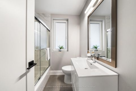 Photo 23 at 335 St Clair Avenue E, Moore Park, Toronto