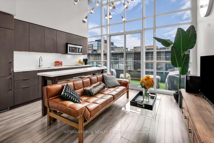 Photo 6 at 318 - 5 Hanna Avenue, Niagara, Toronto