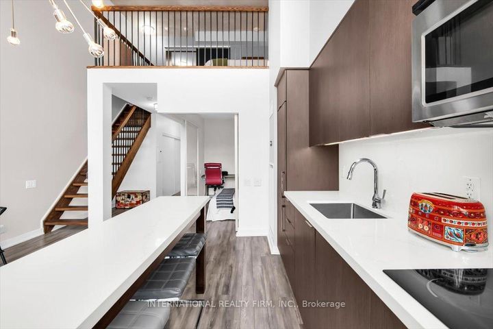 Photo 11 at 318 - 5 Hanna Avenue, Niagara, Toronto