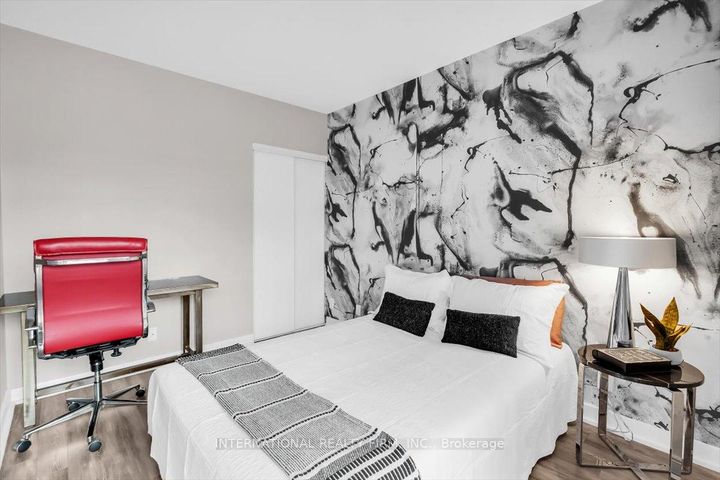 Photo 16 at 318 - 5 Hanna Avenue, Niagara, Toronto