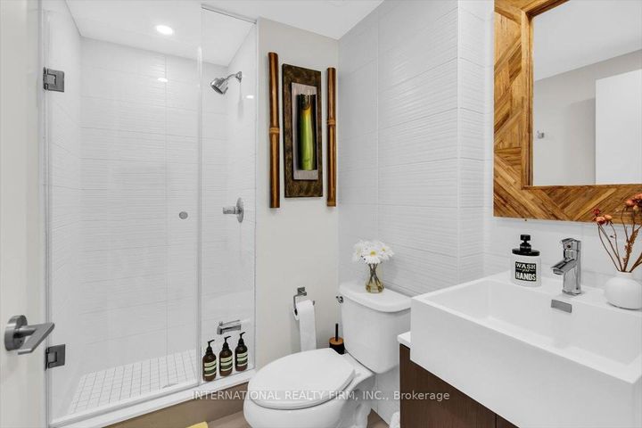 Photo 19 at 318 - 5 Hanna Avenue, Niagara, Toronto