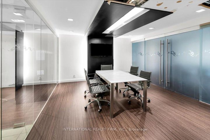 Photo 35 at 318 - 5 Hanna Avenue, Niagara, Toronto