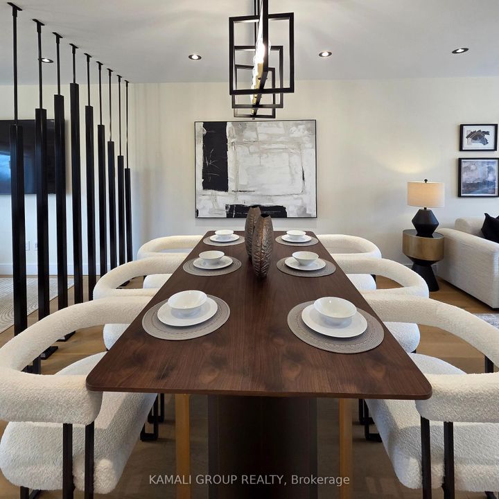 Photo 3 at 169 Charlton Boulevard, Newtonbrook West, Toronto