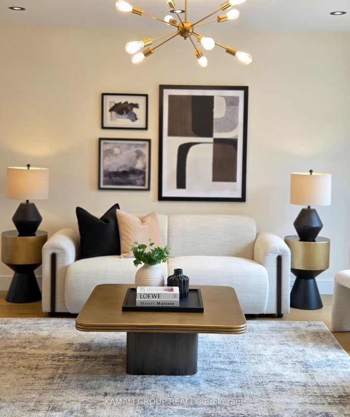 Photo 4 at 169 Charlton Boulevard, Newtonbrook West, Toronto