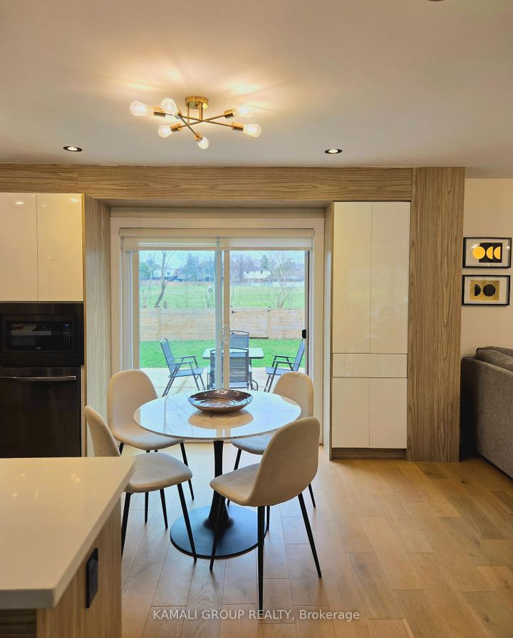 Photo 9 at 169 Charlton Boulevard, Newtonbrook West, Toronto