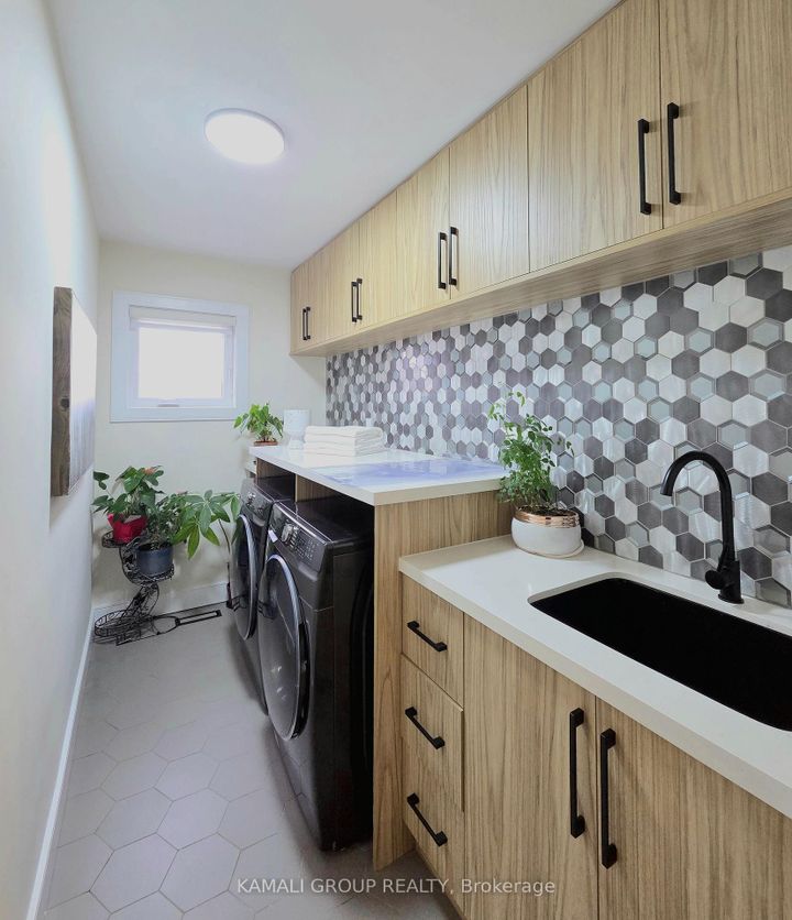 Photo 14 at 169 Charlton Boulevard, Newtonbrook West, Toronto