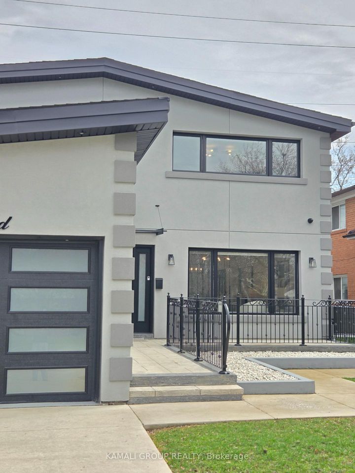 Photo 30 at 169 Charlton Boulevard, Newtonbrook West, Toronto