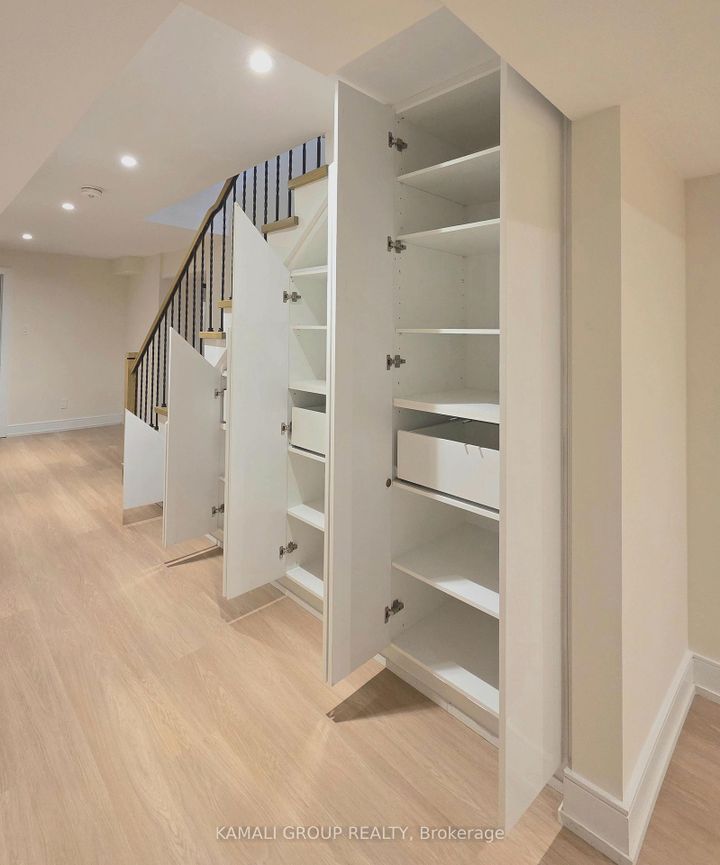 Photo 37 at 169 Charlton Boulevard, Newtonbrook West, Toronto