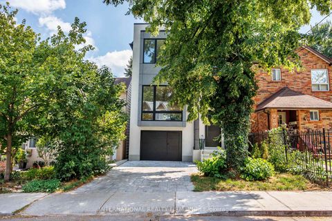 Photo 3 at 19 Ivy Avenue, South Riverdale, Toronto