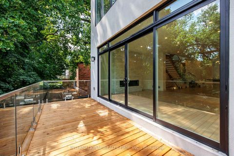 Photo 14 at 19 Ivy Avenue, South Riverdale, Toronto