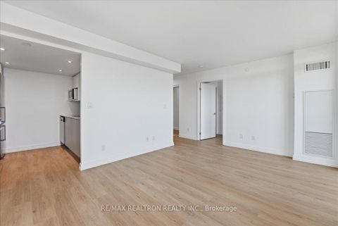 Photo 11 at 1004 - 120 Varna Drive, Lawrence, Toronto