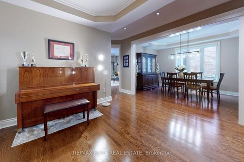 Photo 17 at 112 Westbury Court, Westbrook, Richmond Hill