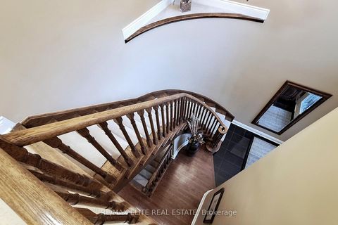 Photo 19 at 112 Westbury Court, Westbrook, Richmond Hill