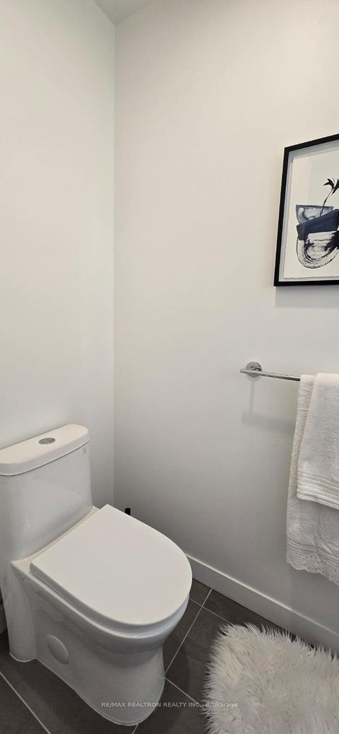 Photo 14 at 1208 - 185 Alberta Avenue W, Oakwood Village, Toronto