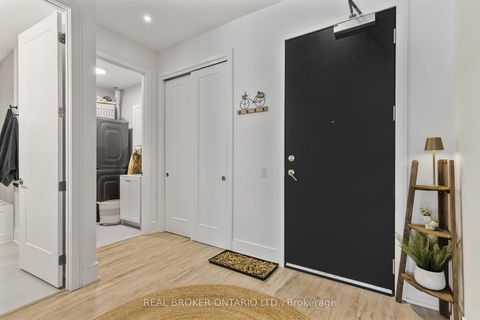 Photo 2 at PH 3 - 185 Dunlop Street E, Lakeshore, Barrie