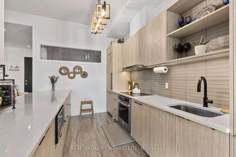 Photo 8 at PH 3 - 185 Dunlop Street E, Lakeshore, Barrie