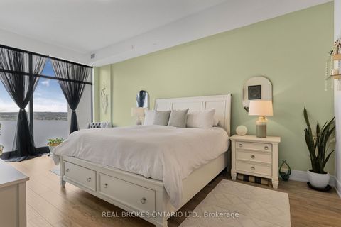 Photo 16 at PH 3 - 185 Dunlop Street E, Lakeshore, Barrie