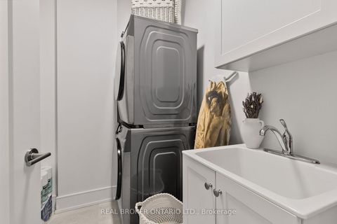 Photo 30 at PH 3 - 185 Dunlop Street E, Lakeshore, Barrie