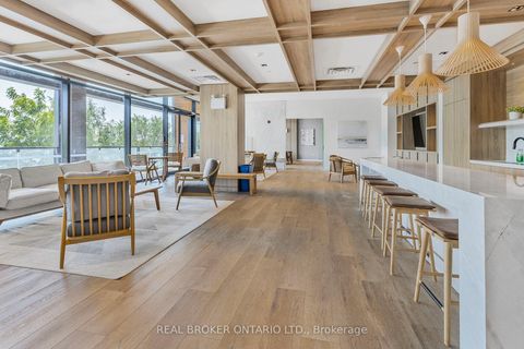 Photo 33 at PH 3 - 185 Dunlop Street E, Lakeshore, Barrie