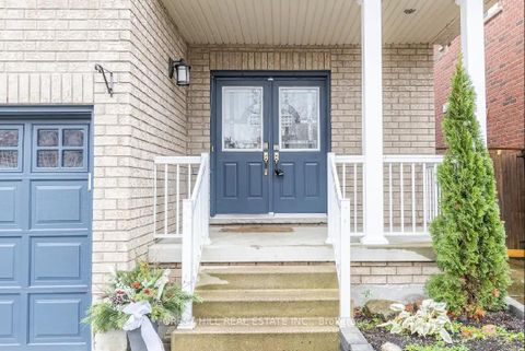 Photo 1 at 31 Connaught Lane, Shore, Barrie