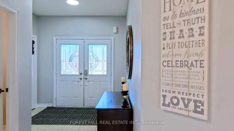 Photo 4 at 31 Connaught Lane, Shore, Barrie