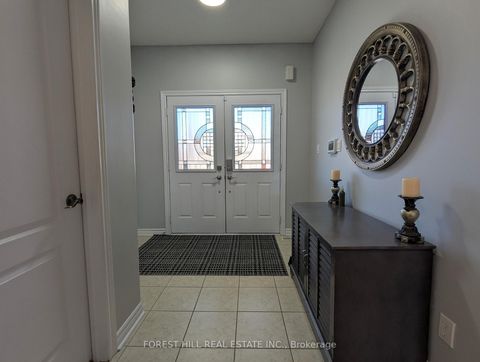 Photo 5 at 31 Connaught Lane, Shore, Barrie