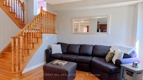 Photo 9 at 31 Connaught Lane, Shore, Barrie